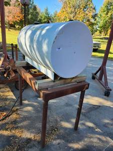 lot 15 image: Large Diesel Fuel Tank on Metal Stand