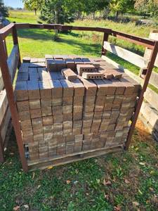 lot 34 image: Pallet of Used Red Brick Pavers