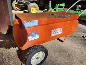 lot 56 image: Rocket 10 Gallon Portable Air Compressor Tank