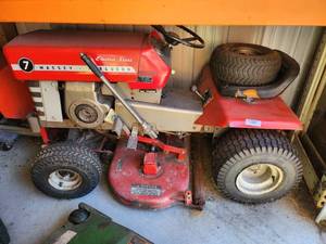 lot 57 image: Massey Ferguson 7 Electric Start Riding Lawn Mower with Extra Wheel