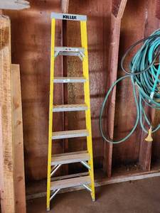 lot 76 image: Keller 7 ft Type I Fiberglass Step Ladder, 250 lb Capacity