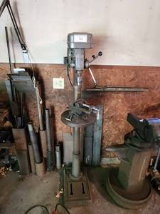 lot 88 image: Wholesale Tool Co. Heavy Duty Drill Press RDM-80F 58in Capacity