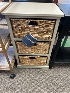 lot 43 image: Safavieh Halle 3 Wicker Basket Storage Side Table - MSRP $239