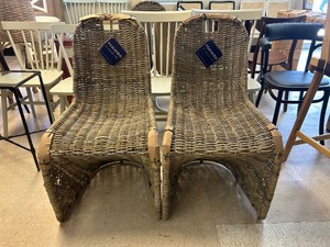 lot 120 image: Safavieh Cilombo 19 Wicker Chair (Set of 2) - MSRP $623