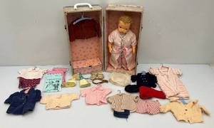 lot 4 image: Vintage Terri Lee Doll With Trunk And Clothing