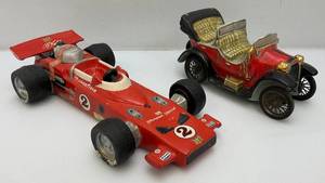 lot 6 image: Two Vintage Collectible Automobile Whiskey Decanters