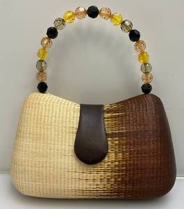 lot 33 image: Le Sac Handmade Handbag (Very Nice) 9 12 L x 6 12 H x 3 W