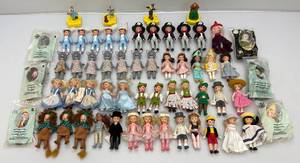 lot 45 image: Misc. McDonalds Collectible Madem Alexander Dolls And Wizard Of Oz Collectibles