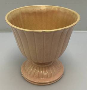 lot 49 image: Vintage RED WING  Pottery Light Pink Ribbed Pedestal Planter 6 12 Tall