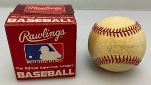 lot 81 image: Jerry Koosman Autographed baseball