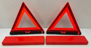 lot 121 image: Est. $45.00 - $60.00 Commercial Safety Highway Triangle Reflector Kits