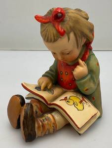lot 138 image: Est. $145.00-$200.00 1939-49 M.J. Hummel W Germany BOOK WORM Girl Reading (Old Makers Mark) 4 14 Tall