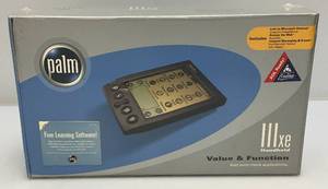 lot 231 image: Palm III XE Personal Handheld Organizer (New Factory Sealed)