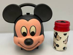 lot 249 image: RARE Vintage Alladin Mickey Mouse Head Lunchbox With Thermos