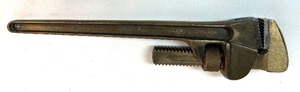 lot 101 image: Ampco 18 Inch Non-Sparking Pipe Wrench USA W-2138