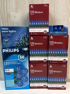 lot 113 image: Holiday Blue String Lights and Bulbs Collection