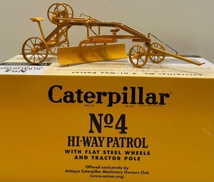 lot 30 image: 116 Scale Caterpillar No. 4 Hi-Way Patrol Official Replica Model with Box