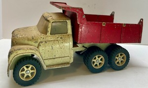lot 72 image: Vintage Metal Toy Dump Truck with Red Bed