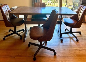 lot 96 image: Dining Table with Wood Grain Finish and 4 Rolling Chairs