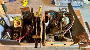 lot 162 image: Large Lot of Hand Tools, Power Tool Accessories, and Garden Tools