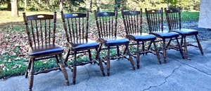 lot 167 image: Set of 6 Vintage Wood Dining Chairs with Spindle Backs