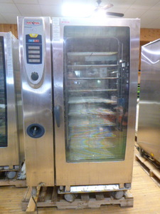 lot 42 image: Rational Self-Cooking Combination Gas Oven