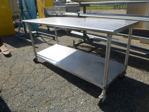 lot 75 image: Stainless Steel Table