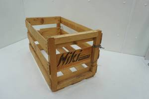 lot 3 image: Vintage Wood Cradle forNiki Brand Melons