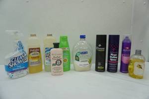 lot 54 image: Bathroom Products