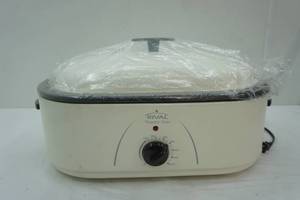 lot 61 image: Rival Roaster Oven (appears NEW)