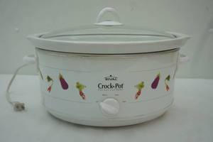 lot 62 image: Rival Crock-Pot