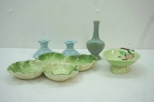 lot 68 image: Ceramic decor