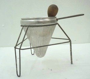 lot 79 image: Vintage Cone Sieve or Food Mill