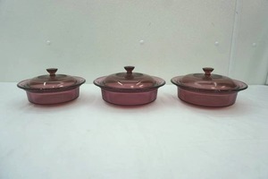 lot 88 image: Vintage Corning Visions Cranberry Casserole Dish Set