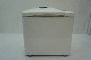 lot 105 image: Panasonic Breadmaker