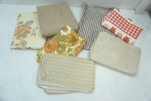 lot 113 image: Vinyl Tablecloths