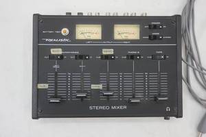 lot 121 image: Realistic 32-1100A Stereo Mixer