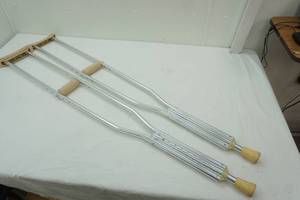 lot 152 image: Adjustable Crutches