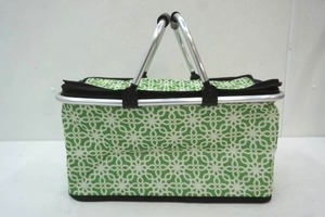 lot 179 image: Insulated Picnic BasketCooler