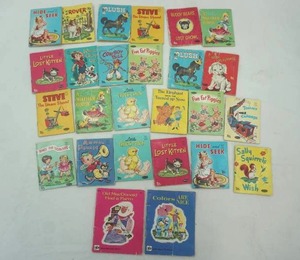 lot 180 image: Vintage Whitman Tiny Tales Childrens Books. 1950s
