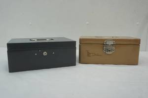 lot 260 image: metal safety boxes