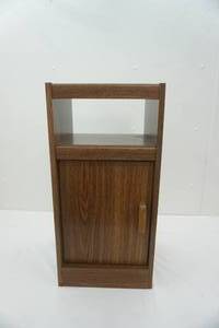 lot 268 image: Wooden Side Table Cabinet