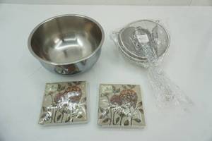 lot 288 image: Stainless Steel Strainers (set of 5), Luster Craft 3.5qt Stainless Steel Bowl, Cypress Home Napkins (40ct)