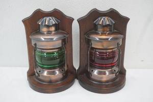 lot 289 image: Vintage Enesco Nautical Ship Lantern Bookends wGreen & Red Glass