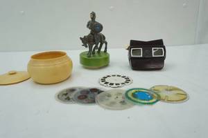 lot 362 image: Vintage View Master and Reels, Vintage Don Quixote Music Box, and Vintage Poly Container