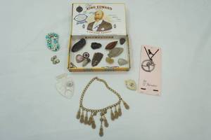 lot 375 image: Collectible Rocks and Trinkets-arrowhead, petrified item and more