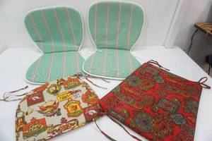 lot 385 image: Vintage Chair Cushions