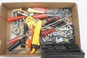 lot 458 image: Hand Tools & Hardware Lot