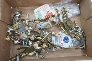 lot 460 image: Vintage Handles