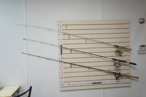 lot 601 image: (3ct) Fishing Poles & Reels